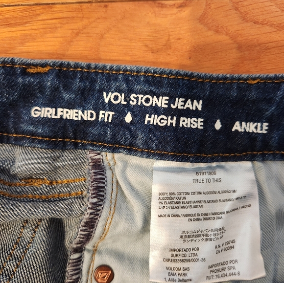 Volcom high rise ankle jeans - Picture 3 of 3